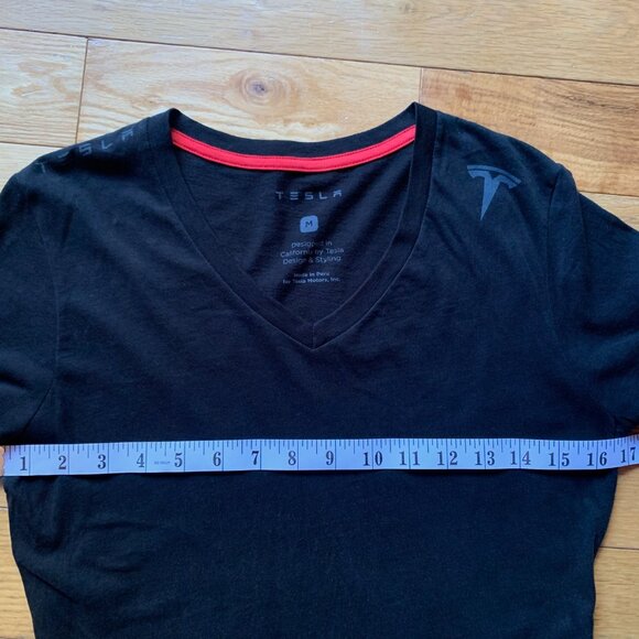 Tesla Women’s Black V-Neck T-Shirt Medium Logo Tee Casual Top - Picture 6 of 8